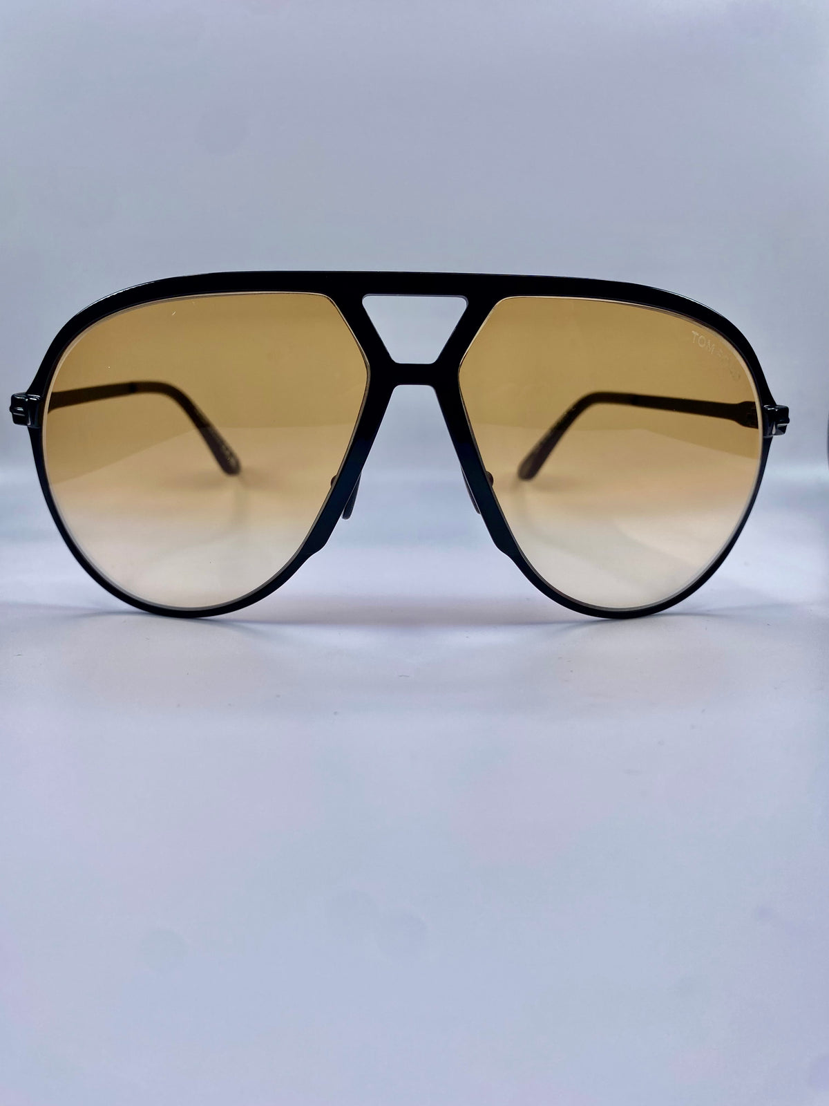 Tom Ford - Model FT1060